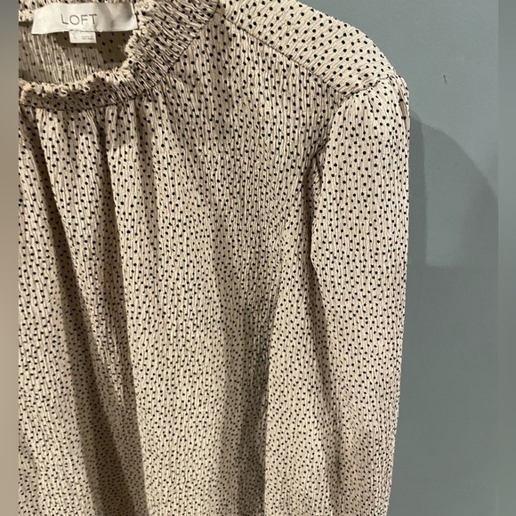 Loft camel and black dot blouse -L - Picture 4 of 4